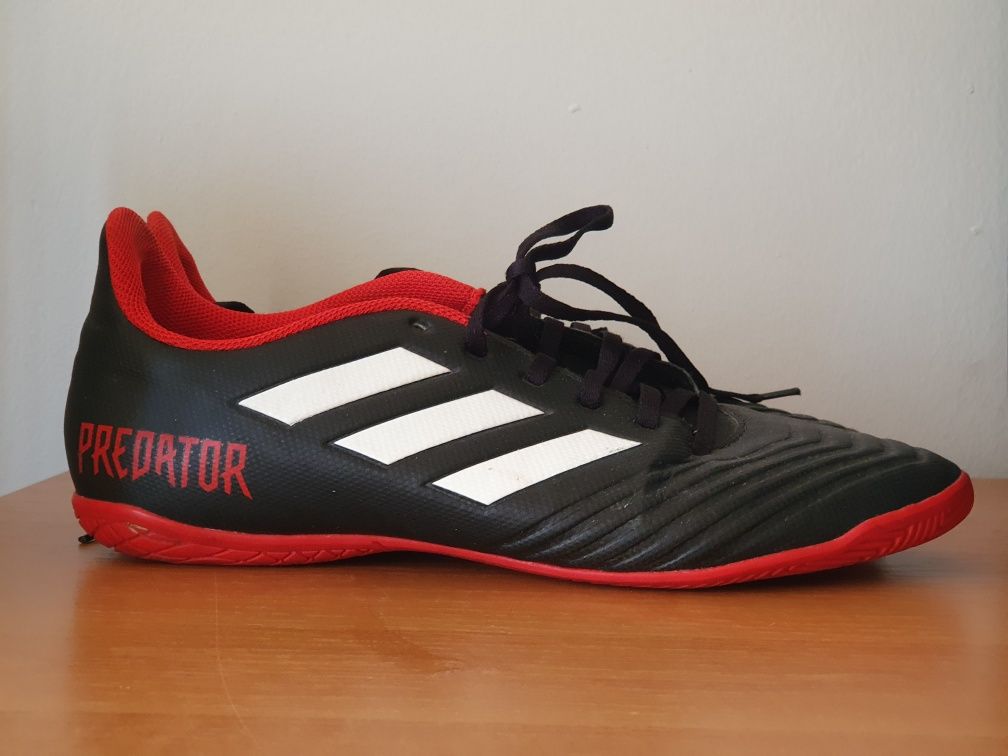 Adidas  Predator Tango 43