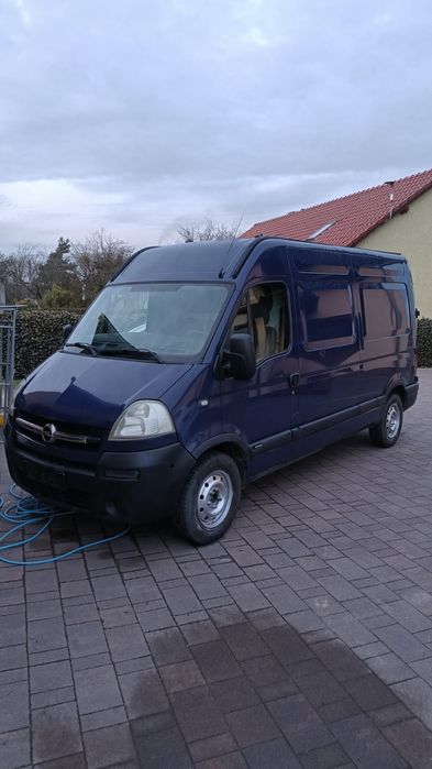 Przeprowadzki • Transport mebli i rzeczy •Utylizacja• Tanio i solidnie