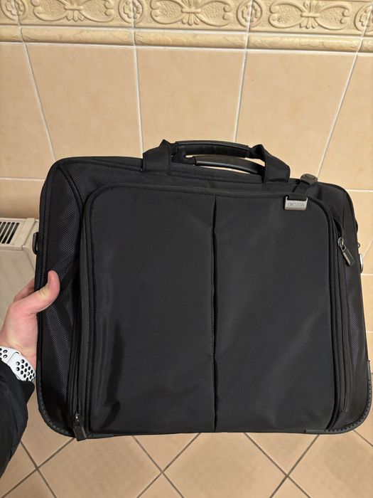 Torba na laptopa firmy DICOTA