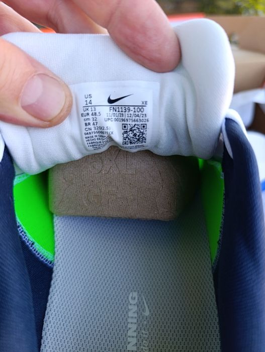 Nike Air Zoom Vomero 17 Wide p. 48,5 (32) нові