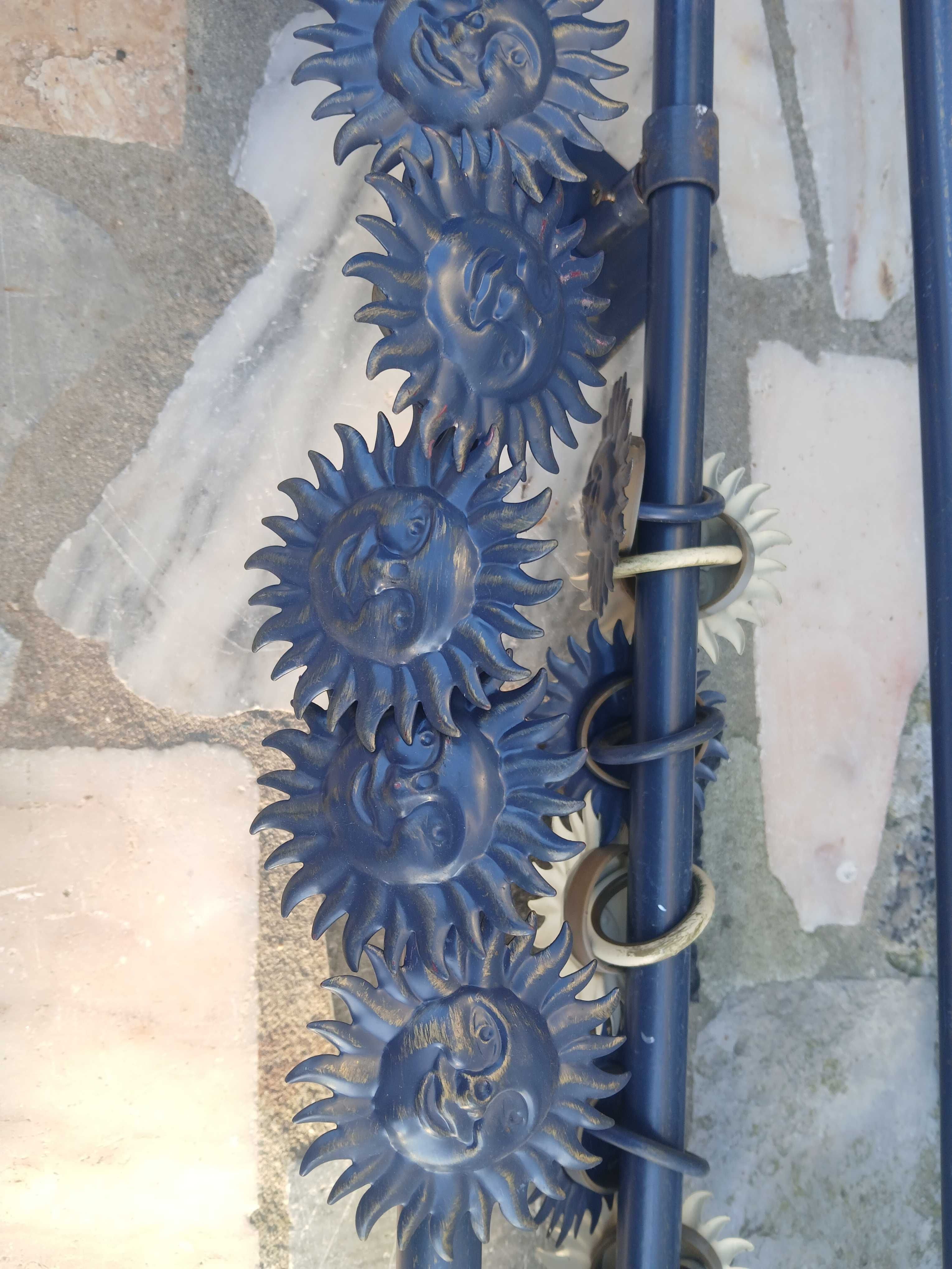 Varões cortinados