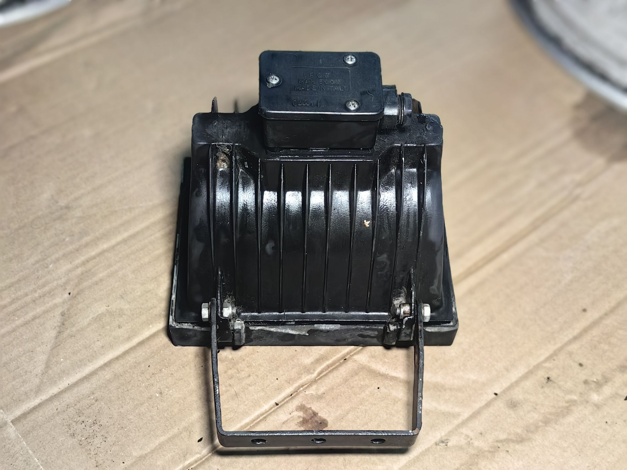 Halogen Safety Flood 500W Italy DPD