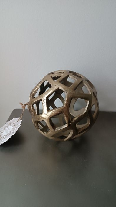 Kula ozdobna ażurowa