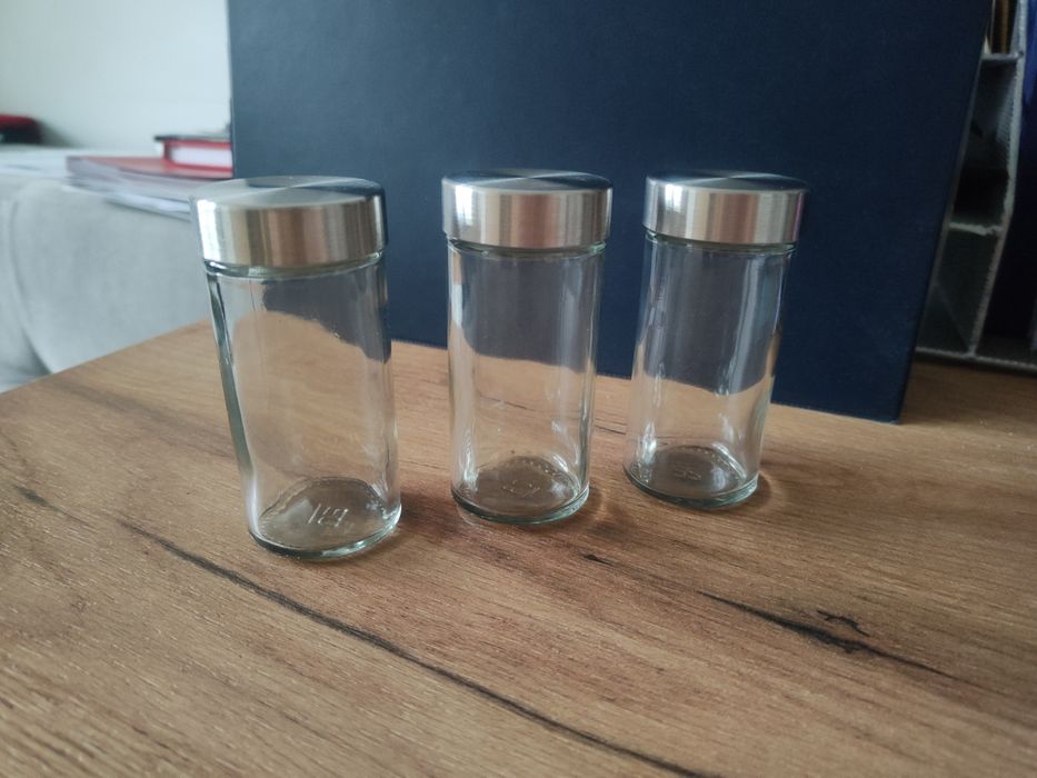 Szklane słoiczki na przyprawy/ pojemnikii/ słoiki