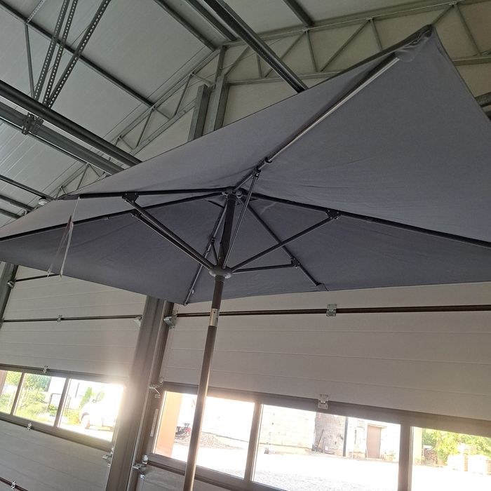 Parasol ogrodowy