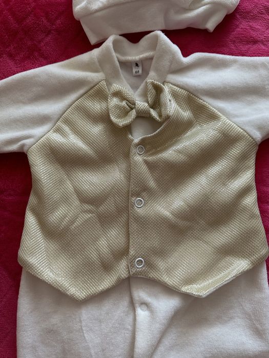 Продами святковий костюм