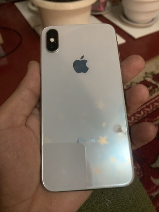 Продам iphone x 64