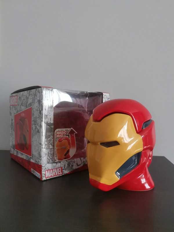 Kubek termoaktywny - Marvel Ironman 3D