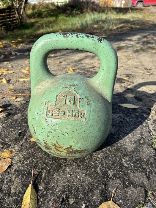 Продам гирю 16 кг