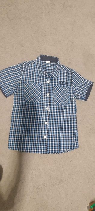 Koszula z krótkim rękawem kratka  biało niebieska 128