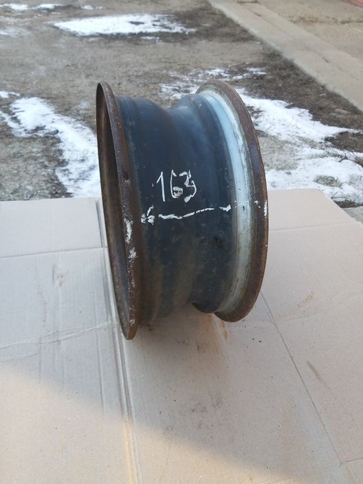 Два диска ВАЗ на R-13 продам