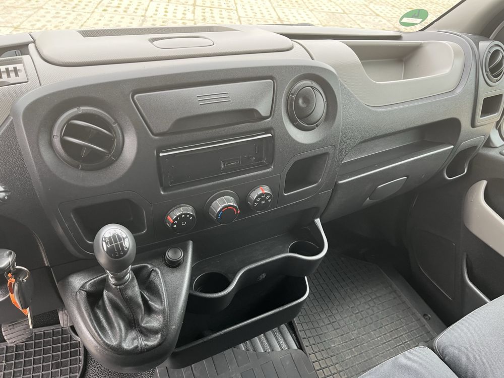 Renault Master 2.3 dCi 2013 • Bezwypadkowy • Stan BDB • Hak • Niemcy
