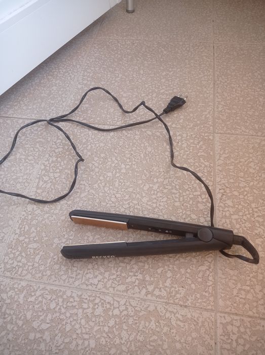 Alisador de cabelo Becken