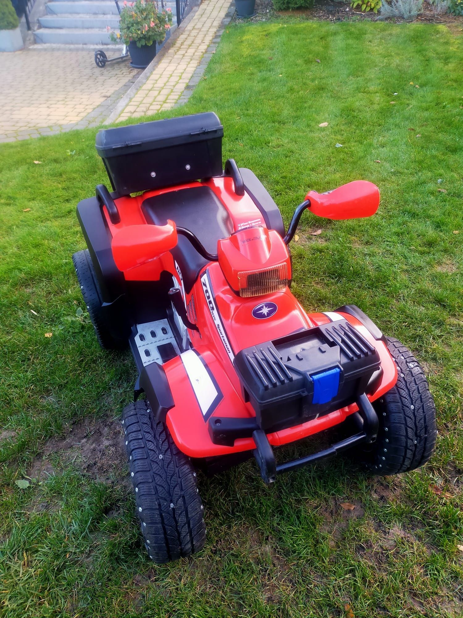 Peg Perego Quad dla dzieci POLARIS Sportsman 700 12v