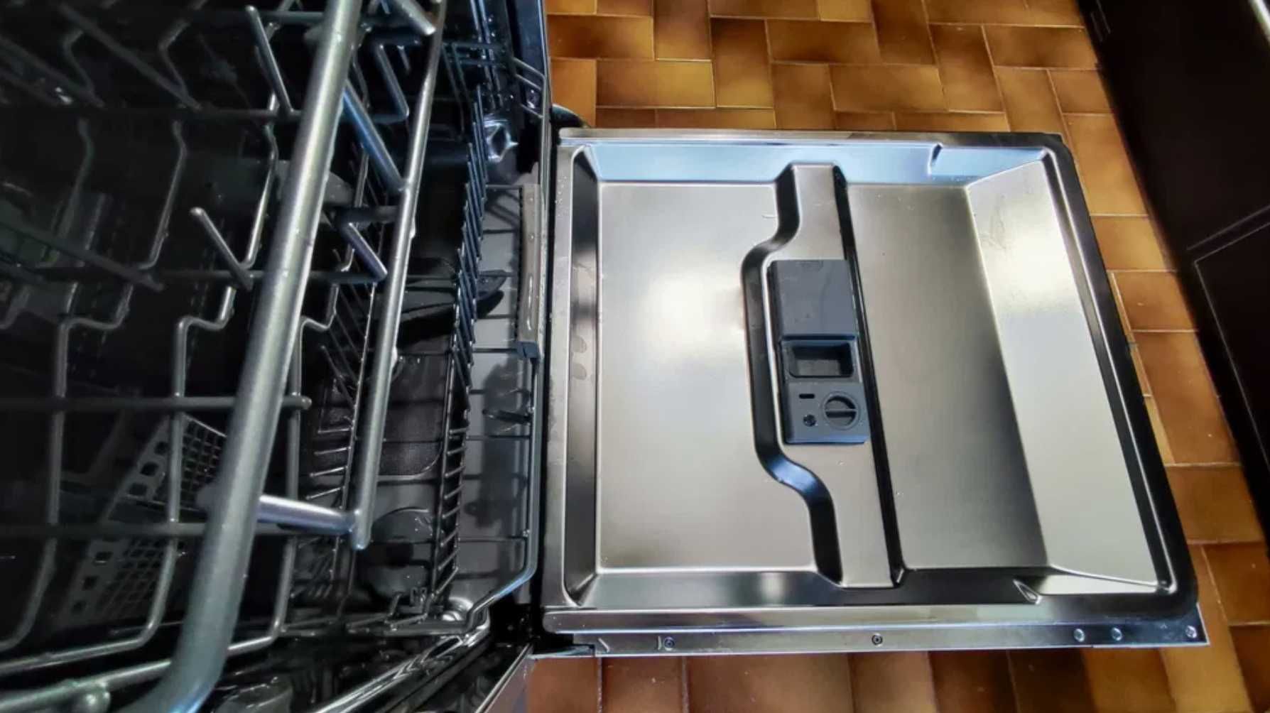 Máquina Lavar Loiça SAMSUNG como nova