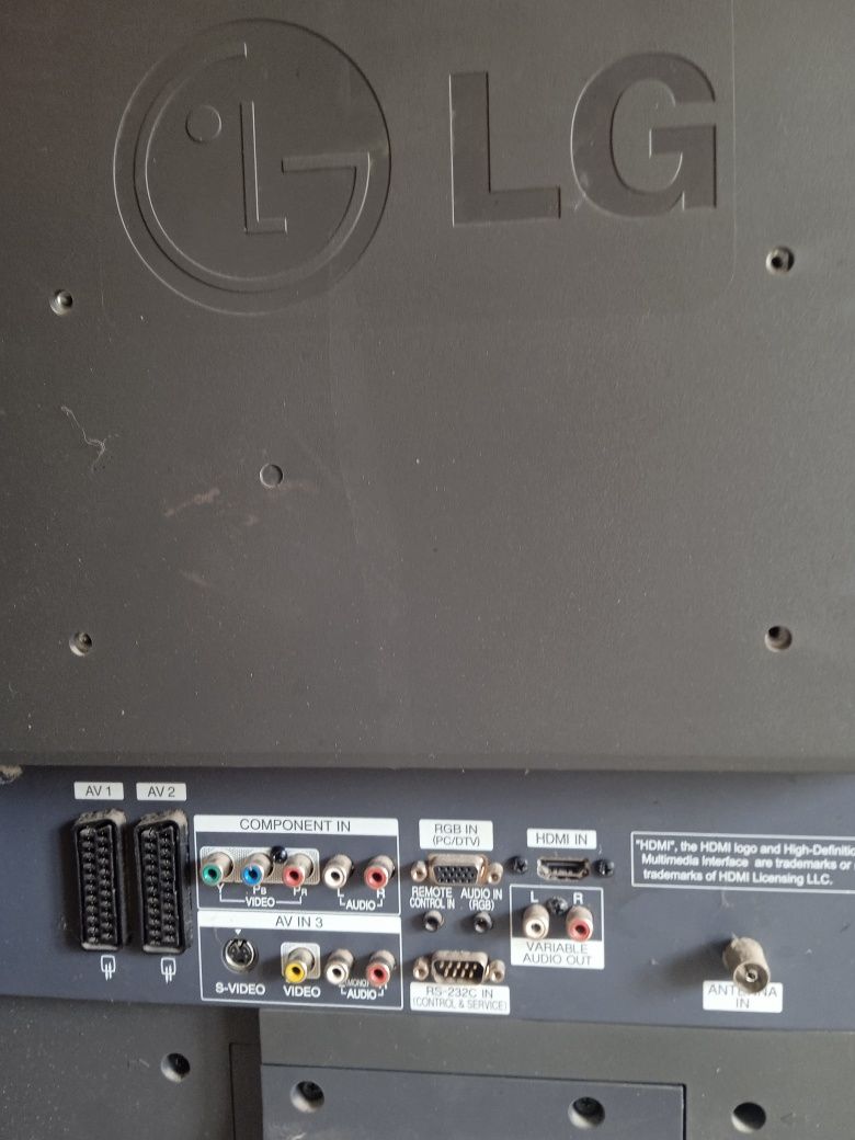 Продам телевизор LG б/у32 дюйма