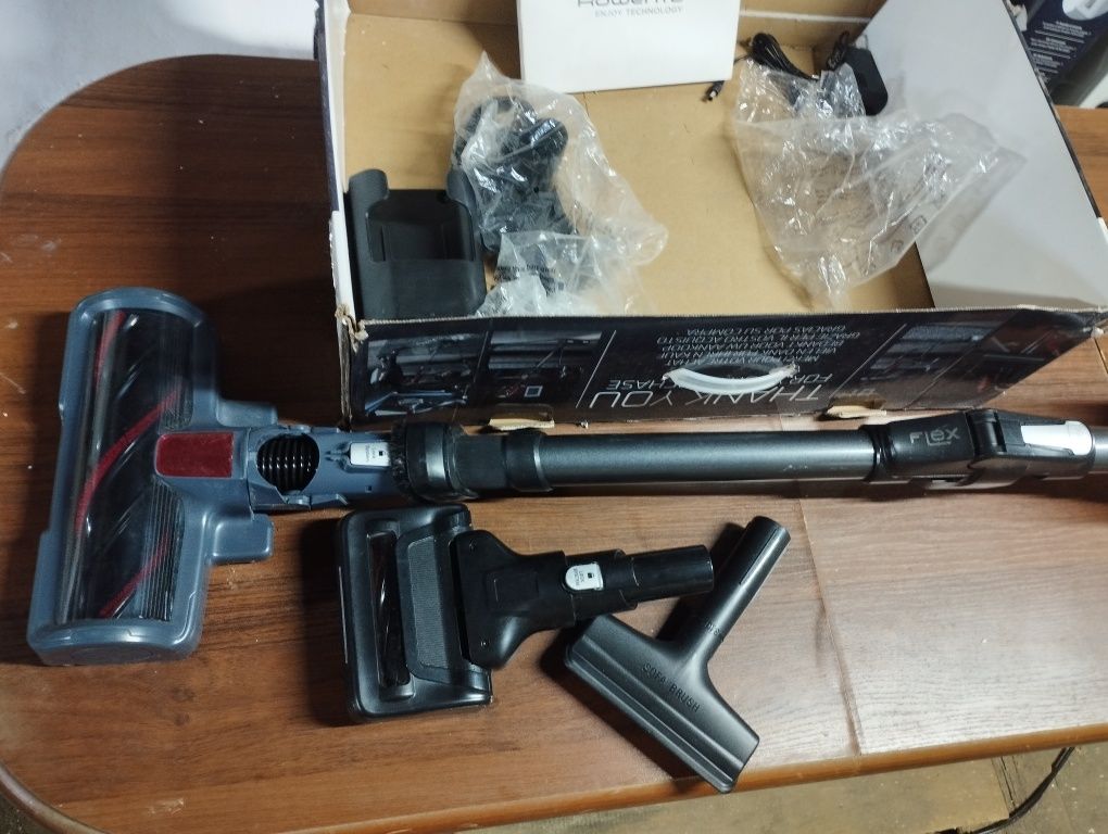 Sprzedam odkurzacz Rowenta flex 12.60