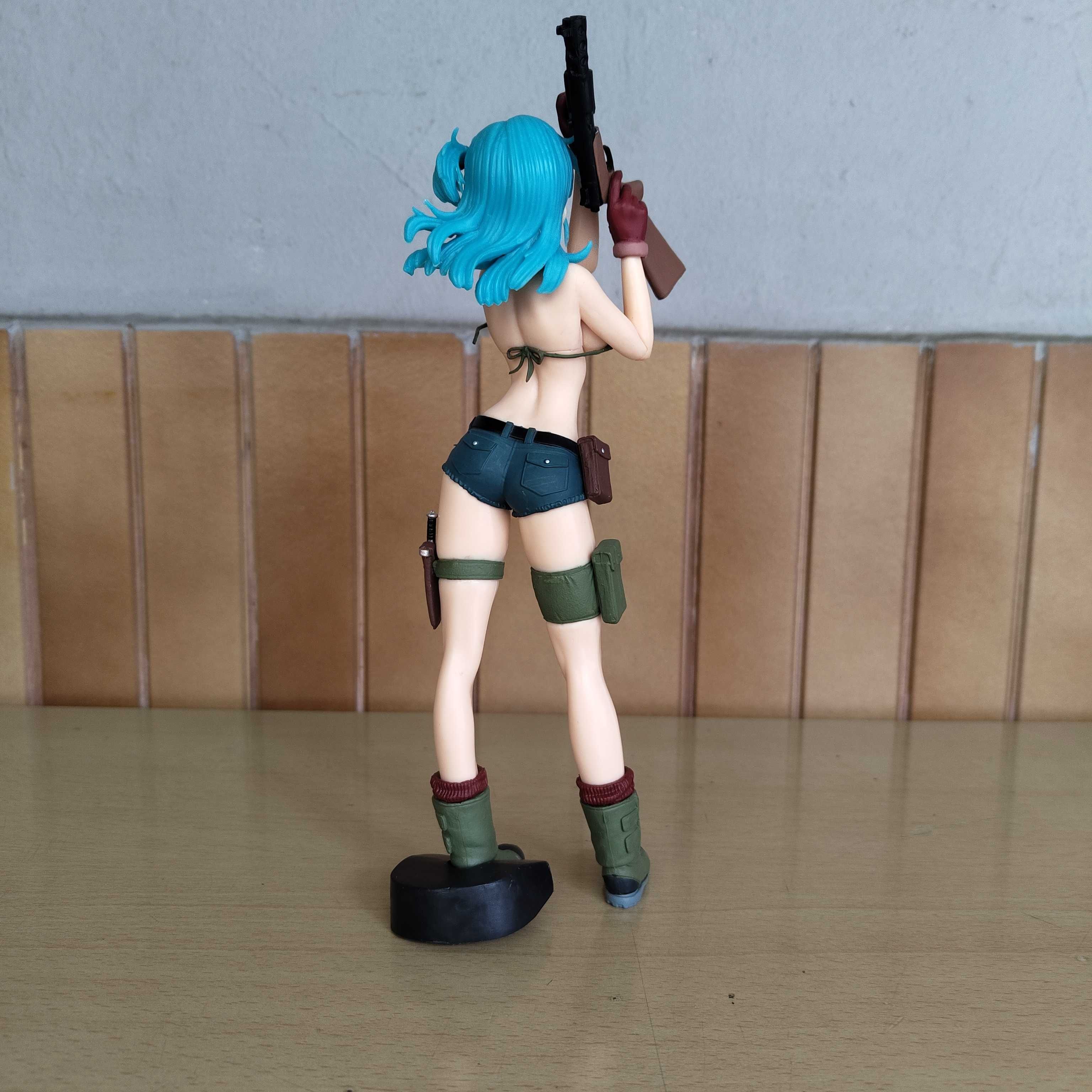 Figura Dragon Ball Bulma Camuflagem