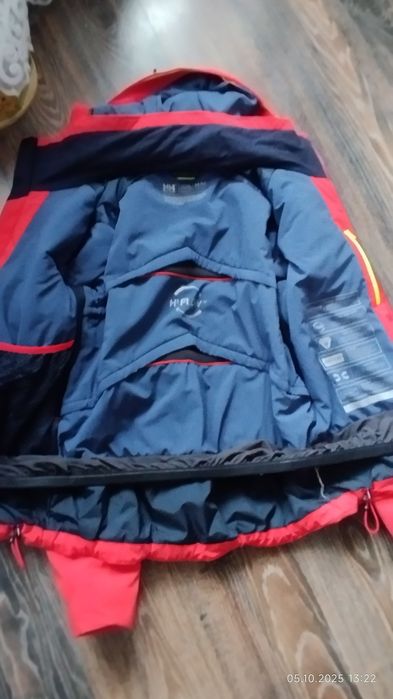 Куртка helly hansen alpha 4.0 mens ski jacket