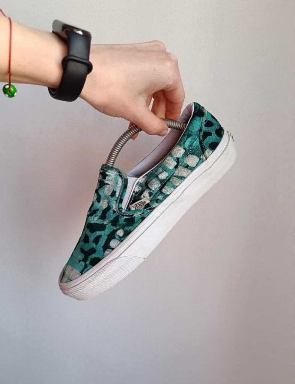 Сліпони зелені ванси принтовані Vans Della 38