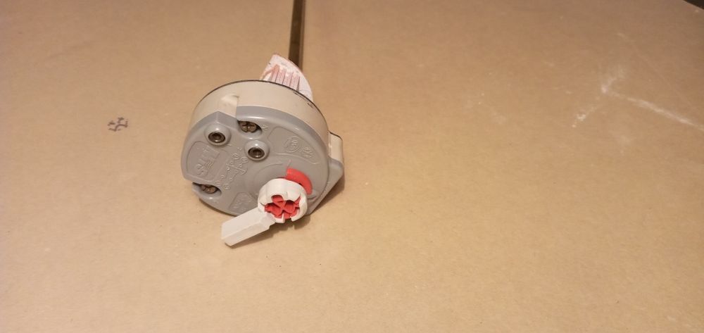 Терморегулятор,  флянець для бойлера аристон, лічильники Новатор