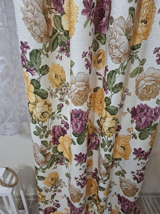 Zasłony kwiaty funkcja komplet  2 sztuk. Na wymiar