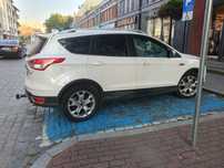 FORD escape titanium