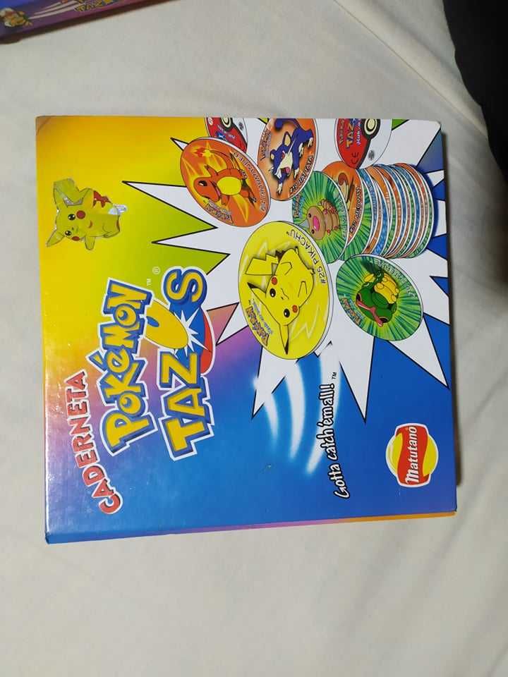 Cadernetas de Tazos Pokemon bastantes