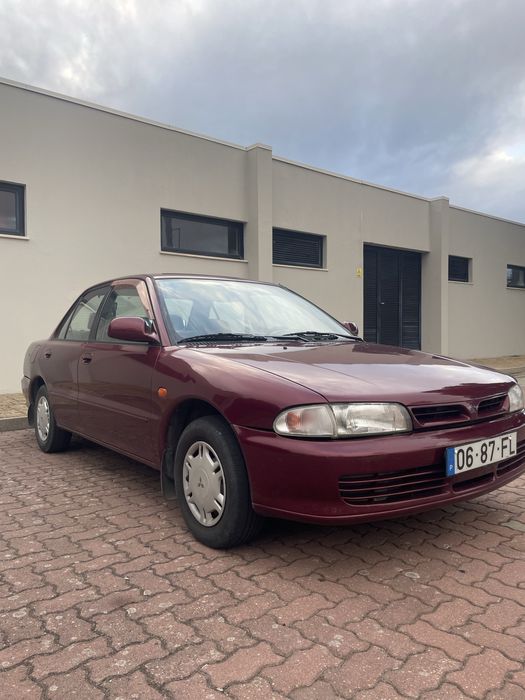 Mitsubishi lancer 1.3 glxi