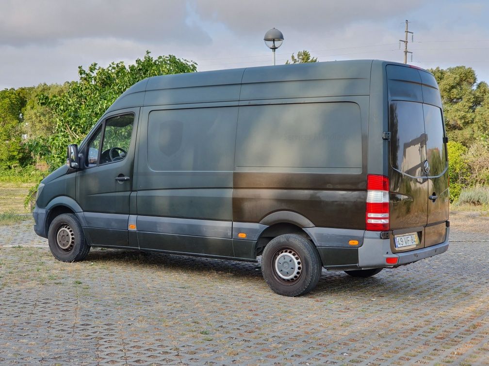 Mercedes Sprinter 188.000 km Cx Isotérmica c/Prateleiras Junho 2015
