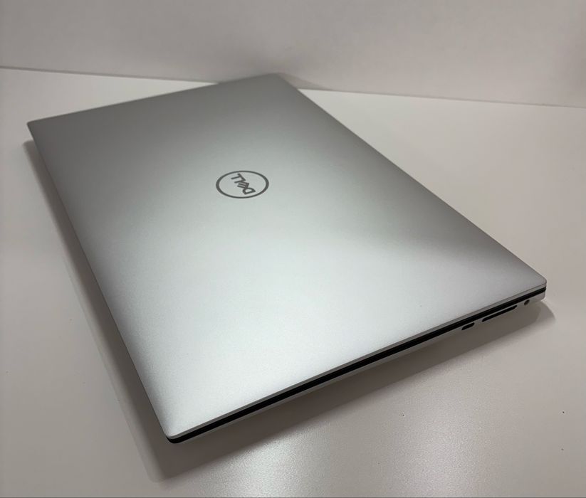 Dell XPS 15 9520 i7 1T