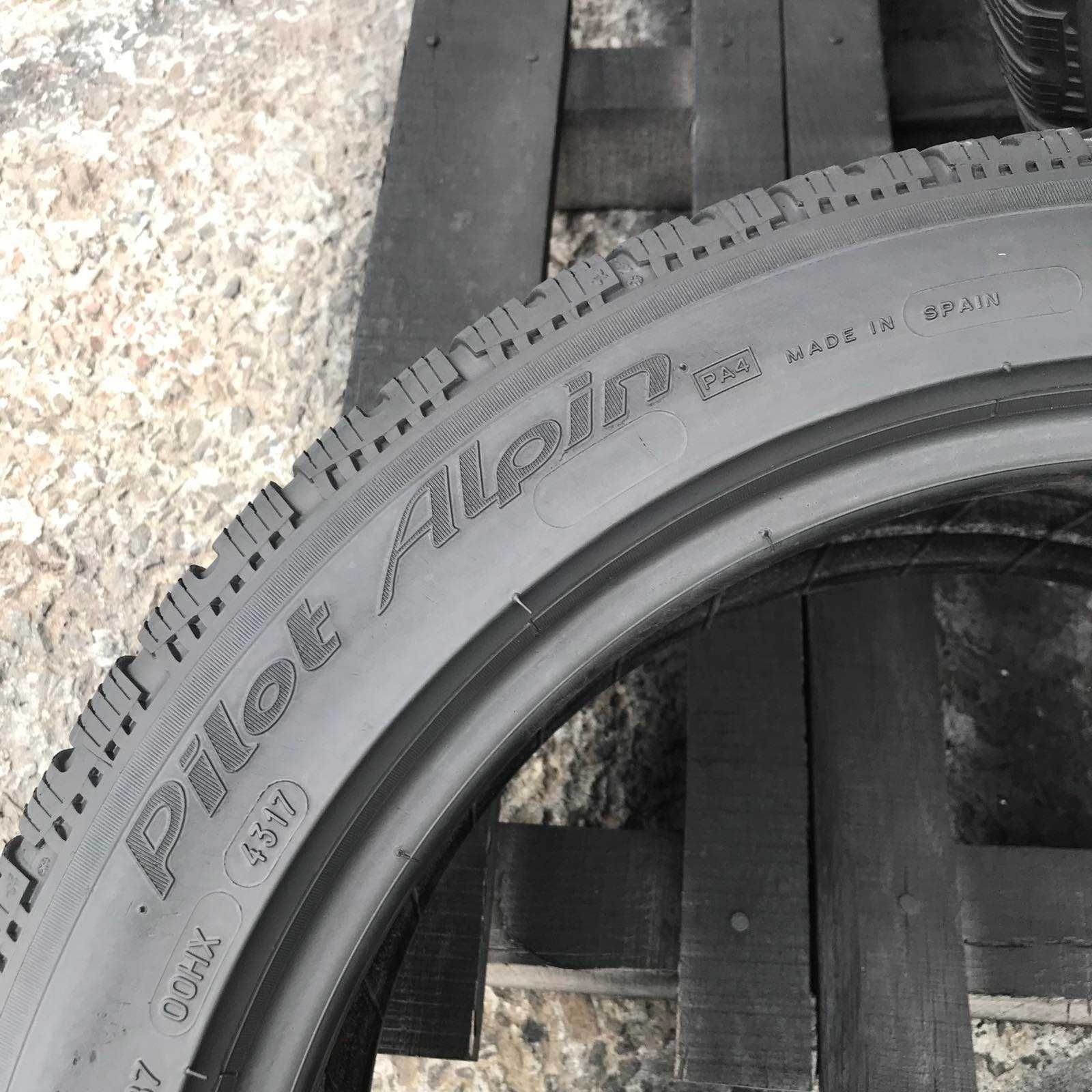 Шини Michelin Pilot Alpin 4 245/45R18 Комплект Зимові Б/у Оригінал