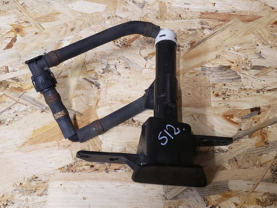 Форсунка омывателя фар передняя правая с крышкой SUBARU разборка