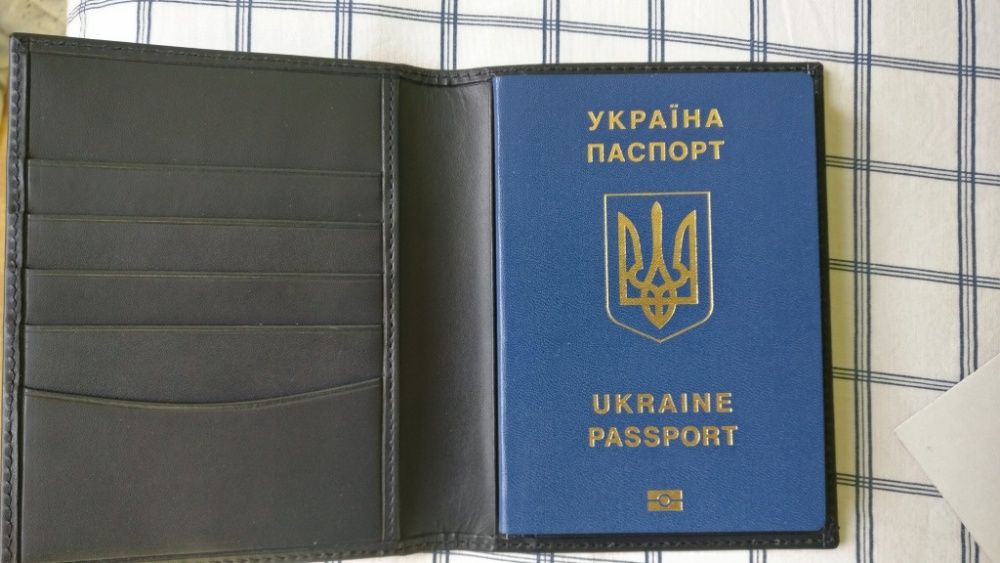 Ulysse Nardin оригинальная кожанная обложка на паспорт портмоне
