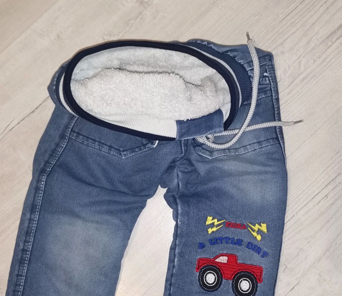 Теплі джинси для хлопчика на 4-5років