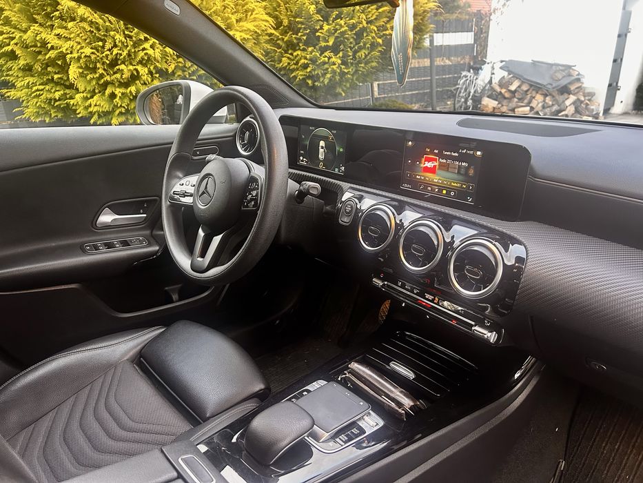 Piekny Mercedes A klasa Automat2018 r disel  podsufitka Black