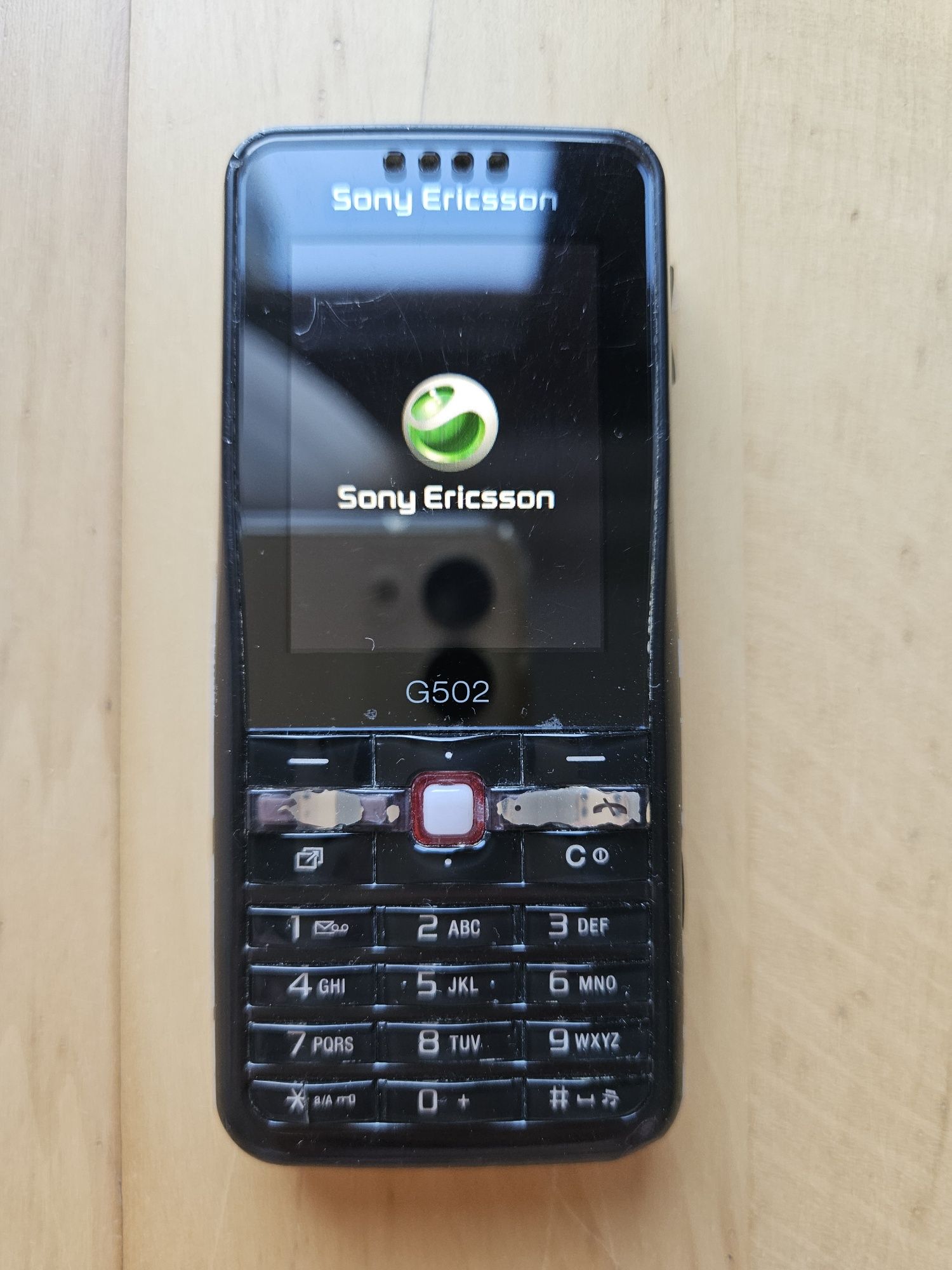 Sony Ericsson G502 – sprawny, z pudełkiem i ładowarką bez baterii