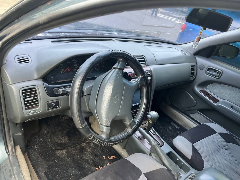 Продам нісан максіма