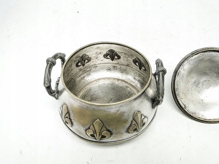 H1A Bracia Buch cukiernica w stylu secesyjnym