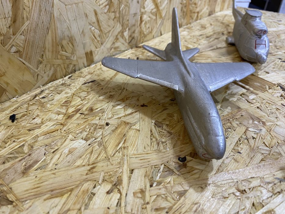 Avioes de modelismo aluminio bruto