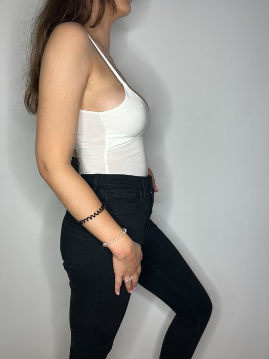 Białe body seksowne Pretty Little Thing rozmiar XS