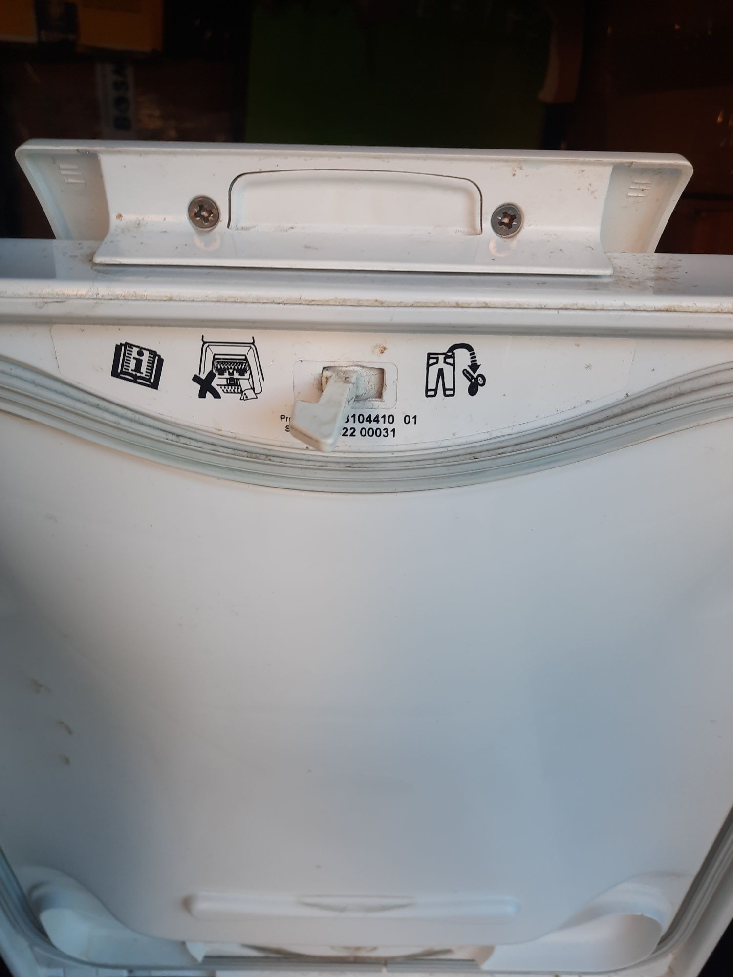 Pralka Electrolux EWT11046RW uszkodzona na części tanio