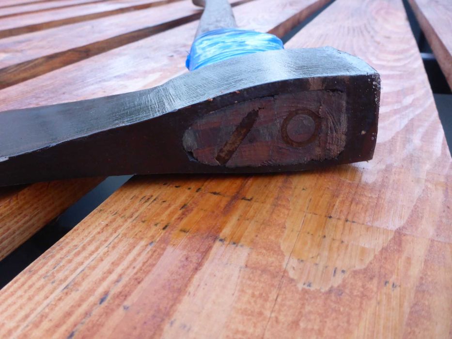 kuta GRUNSPECHT wojskowa siekiera Niemiecka 1600g antyk OCHSENKOPF