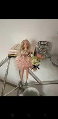 Piękna Lalka Emily jak Barbie