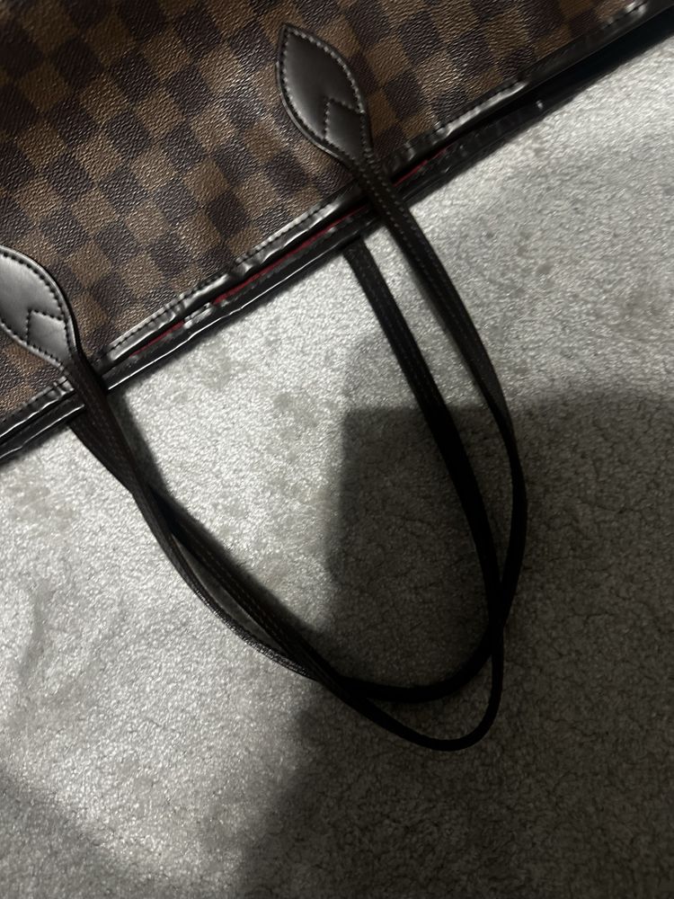 Torebka neverful Louis Vuitton z organizerem