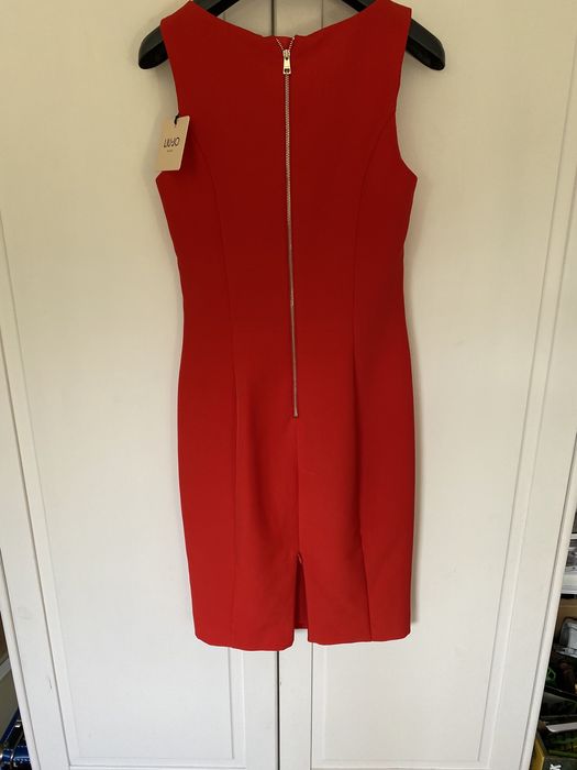 Liu jo klasyczna sukienka czerwona tuba na zamek z rozporkiem 34 XS