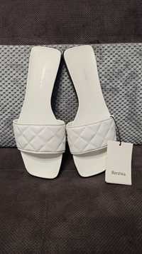 Klapki damskie Bershka 36 białe pikowane buty klapeczki damskie elegan