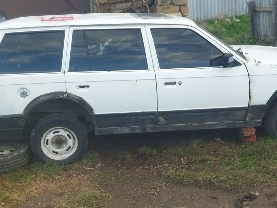 Продам  машину Опель кадет