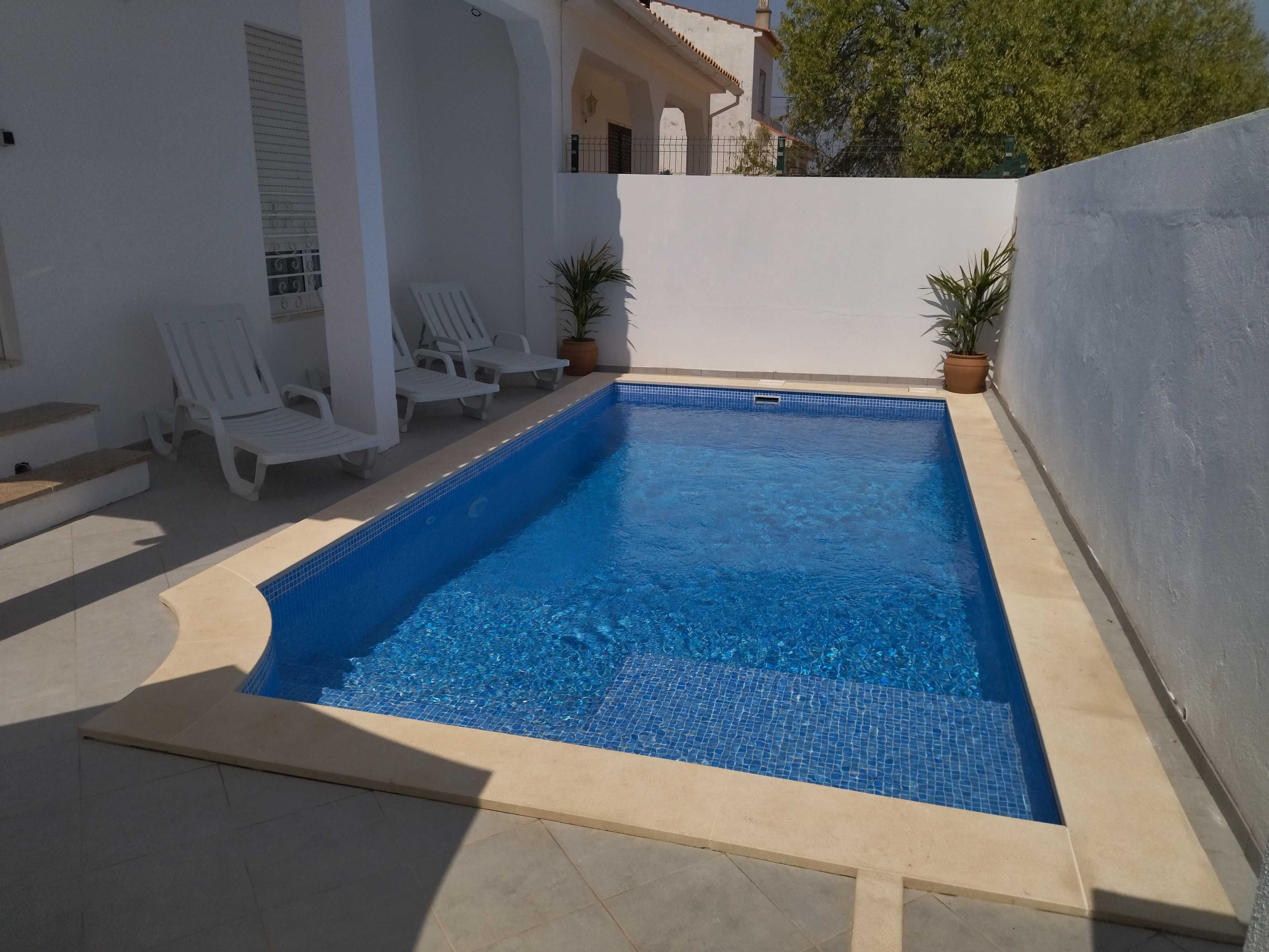 Apartamento T1 Lagos, com piscina, estacionamento, 5 min Praia
