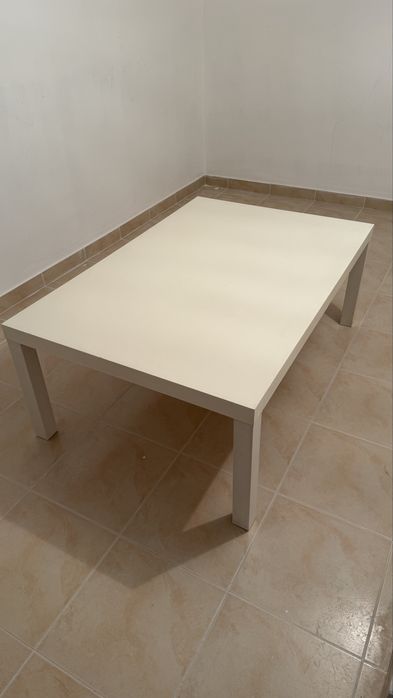 Mesa branca Ikea Lack